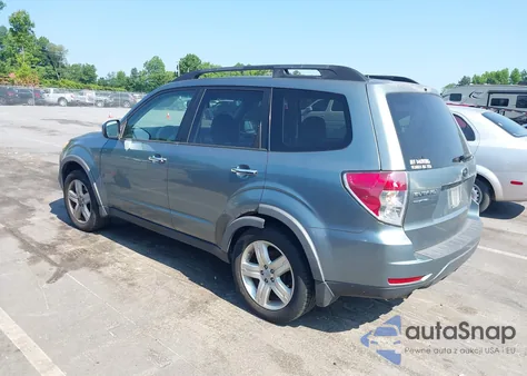 2010 Subaru Forester 2.5X Premium из США, поврежденный, VIN JF2SH6CCXAH702552